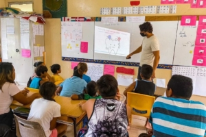 Océan dentiste, Zingaya dans une classe