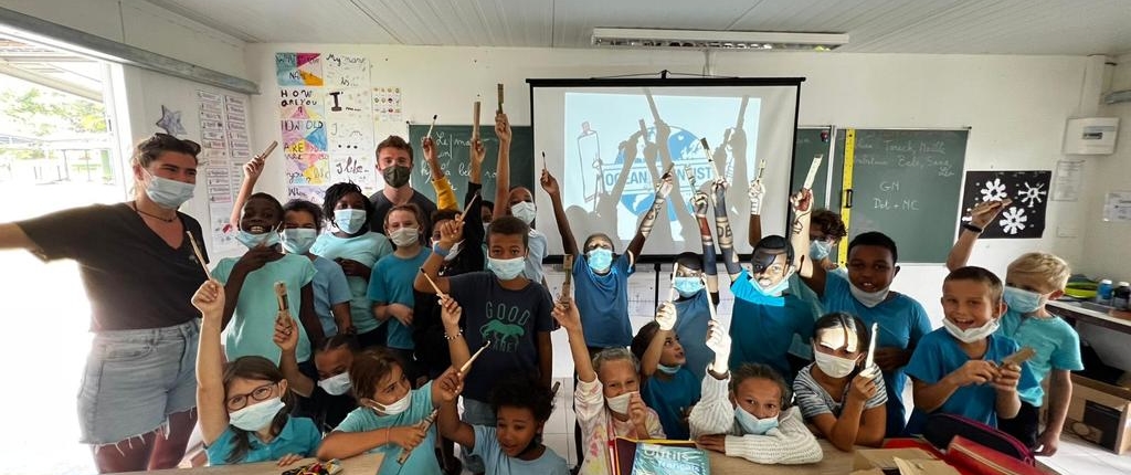 L'équipe Océan Dentiste dans une école en Martinique